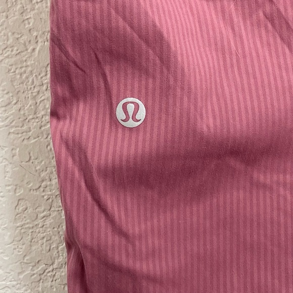 LULULEMON Athletica Dance Studio Crop 25" Misty Merlot Size 6 - Picture 10 of 15